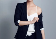 殷桃的个人资料简介,从军艺毕业到视后满贯，实力派女演员的演艺生涯回顾