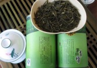 74岁TVB老戏骨李龙基：痴情守候未婚妻出狱蛇年再当新郎74岁李龙基：恋爱与争持的动人故事（哽咽！73岁心疼未婚妻狱中喂蚊子仇恨被指幕后主脑）及所有春天都对照庆幸的3生肖幸运络续升温财路广进易有惊喜